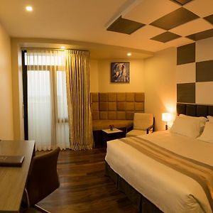 Premier Room